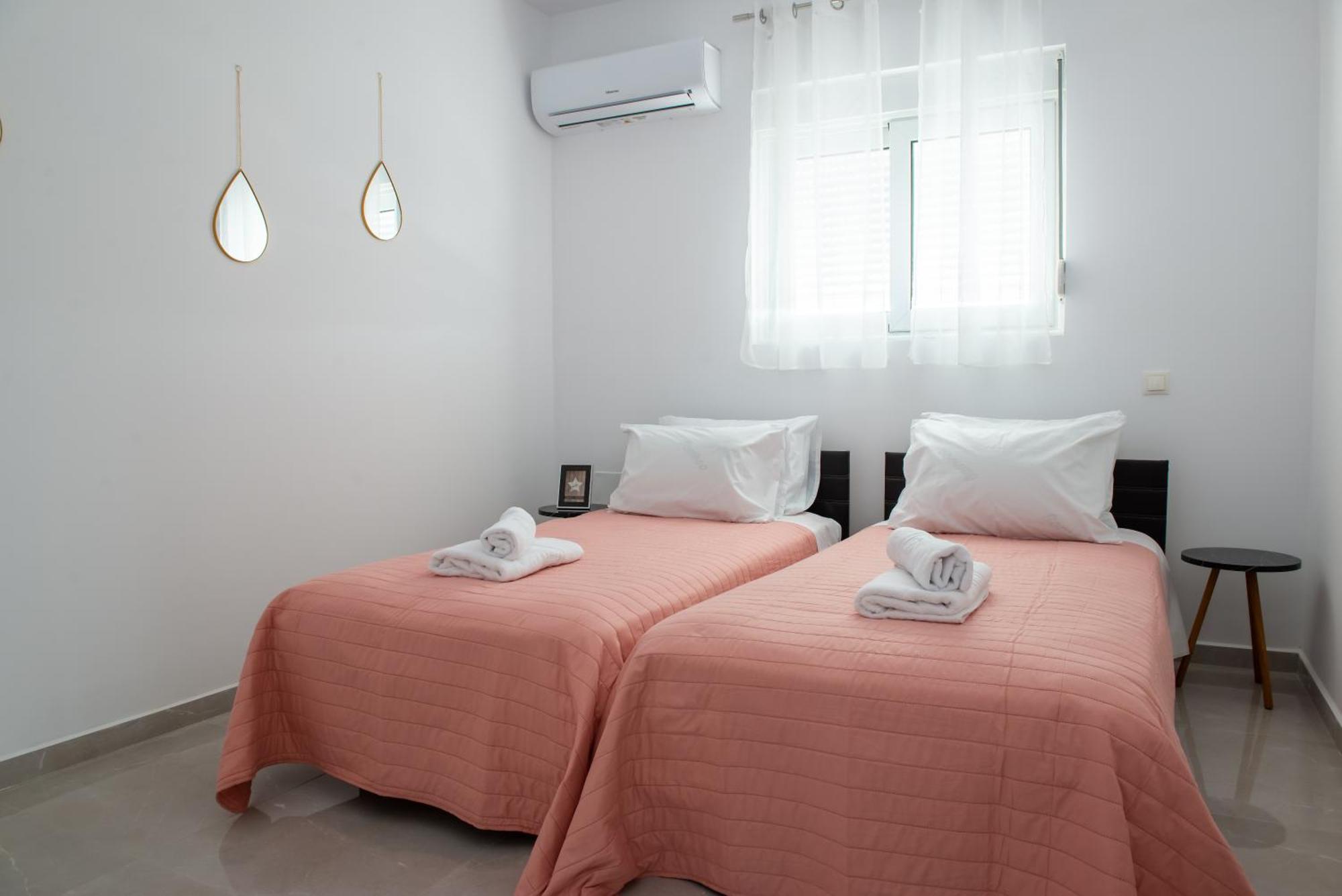 Katerina & Stefanos Family Apartments Archangelos  Exterior photo